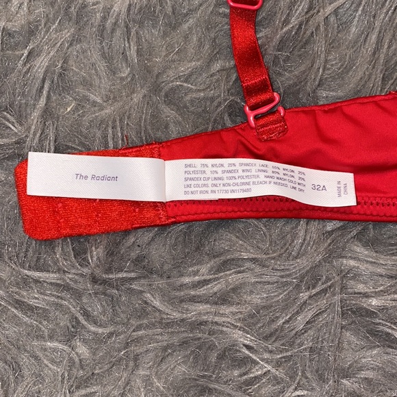 Plunge Push-Up Bra Set - Picture 5 of 6